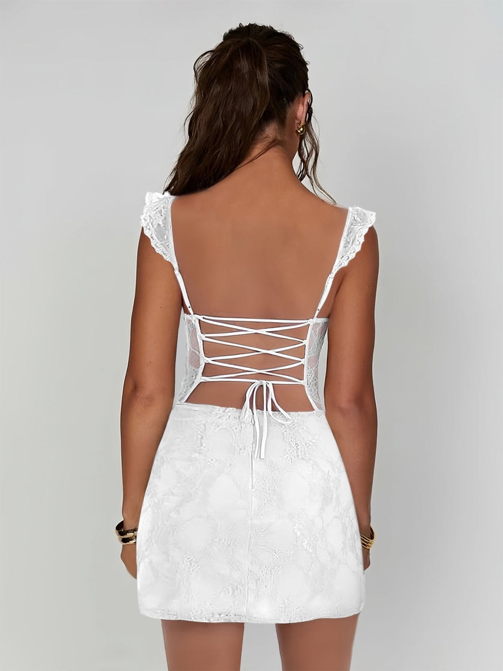 Lilac Sheath Scoop Neck Lace Short Homecoming Dress With Slit